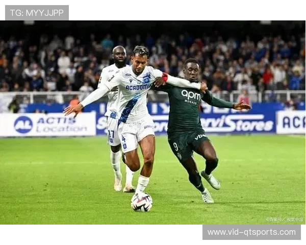 布雷斯特2-0欧塞尔,定位球战术击穿保级队防线 布雷斯特2-0欧塞尔,定位球战术击穿保级队防线